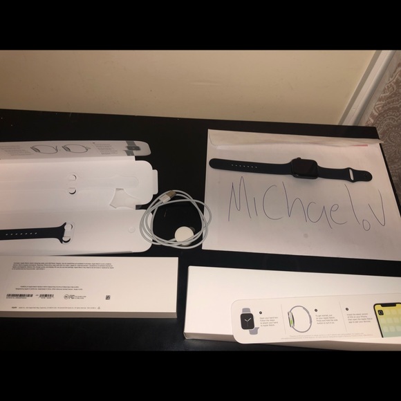 Other - Apple Watch series 4